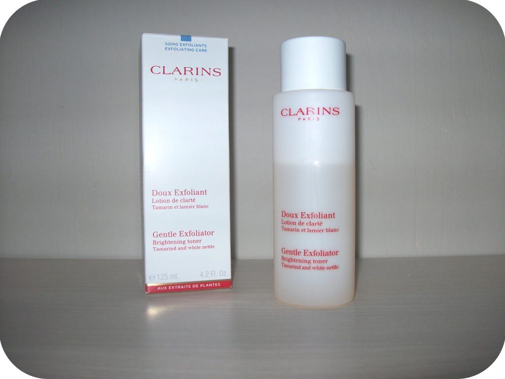 Trois produits de beauté 