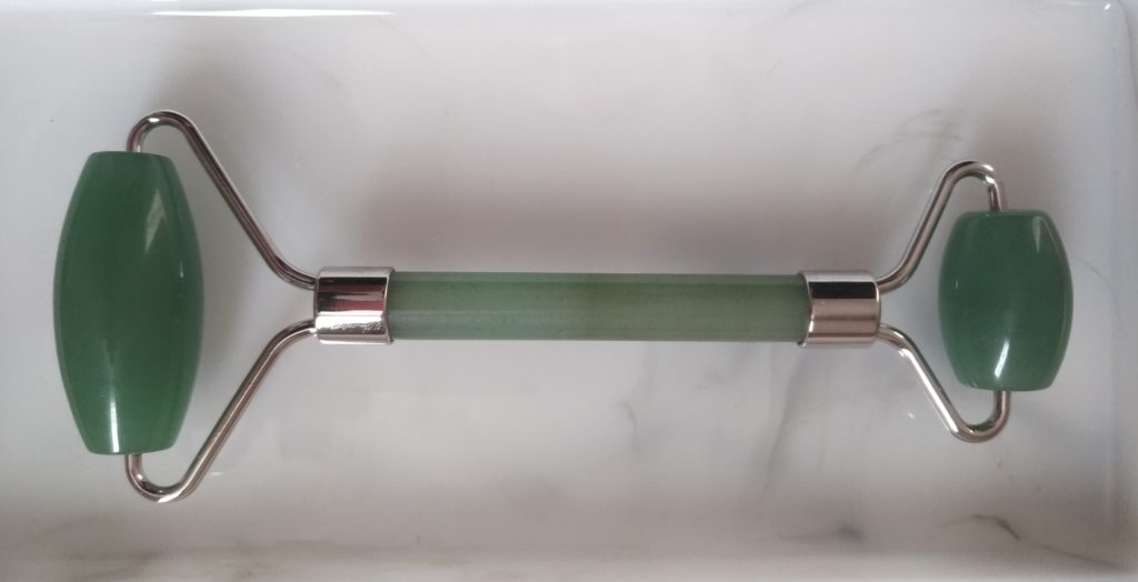 rouleau de jade, massage naturel anti age
