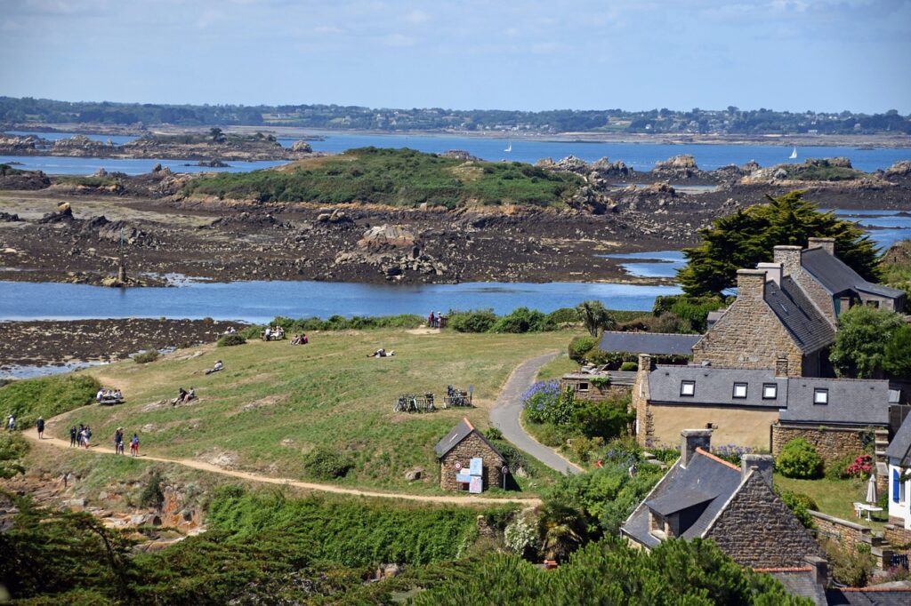 ile d'Ouessant, Abeille Royale de Guerlain